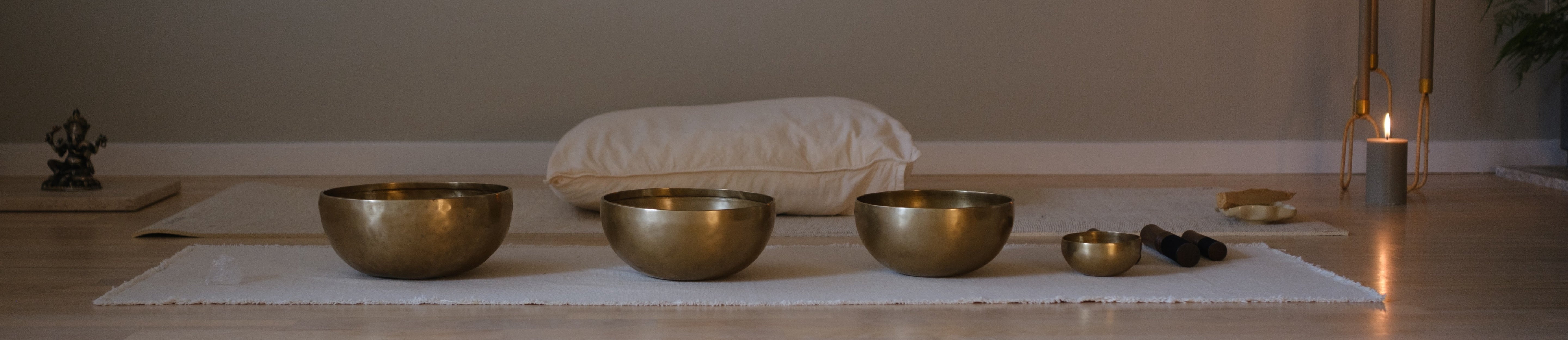 Dim Singing Bowls