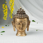 Forfra set af Buddha hoved